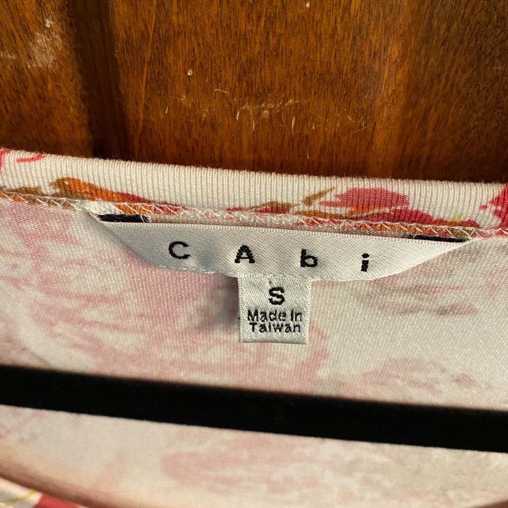Cabi - Picture 3 of 3